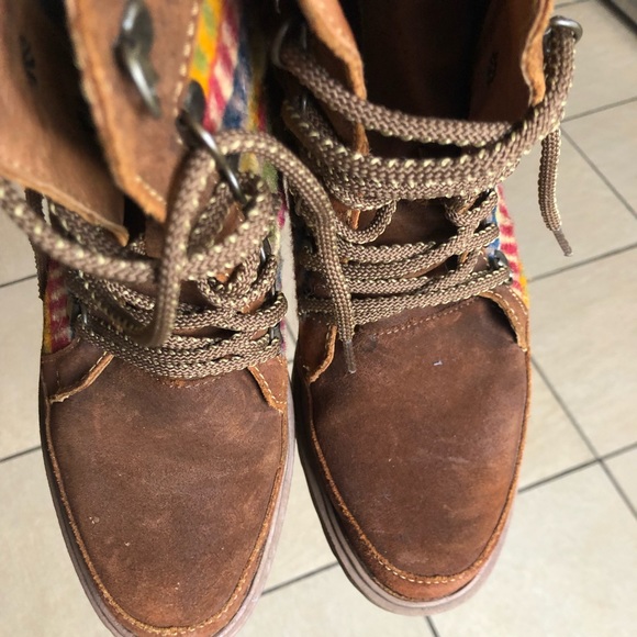 Born Oriana - Picture 2 of 11